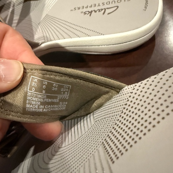 Clarks Silver Slide Sandals with Double Strap - Picture 4 of 4